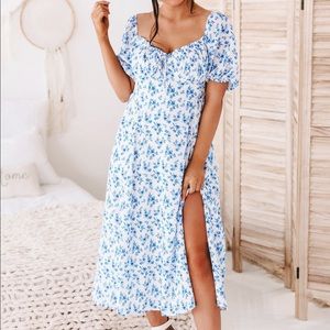 Feels Like Destiny Floral NanaMacs Dress M